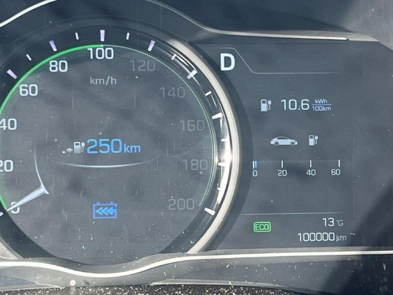 2023-10-31 09.07.27.jpg (112.91 KiB) Visto 23867 vezes pormenor de 250 km autonomia